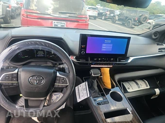 2026 Toyota Sienna Limited 7-Passenger 120.5" WB - miniatura 17