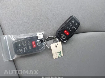 2026 Toyota Sienna XLE 7-Passenger 120.5" WB - miniatura 11