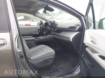 2026 Toyota Sienna XLE 7-Passenger 120.5" WB - miniatura 5