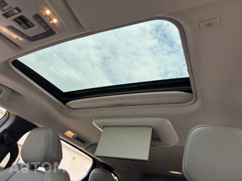 2026 Toyota Sienna XLE 8-Passenger 120.5" WB - miniatura 10