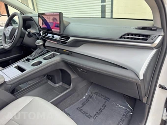 2026 Toyota Sienna XLE 8-Passenger 120.5" WB - miniatura 13
