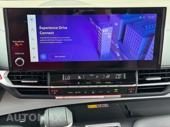 2026 Toyota Sienna XLE 8-Passenger 120.5" WB - miniatura 23
