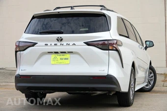 2026 Toyota Sienna XLE 8-Passenger 120.5" WB - miniatura 3