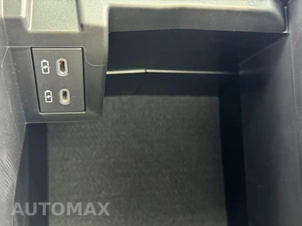 2026 Toyota Sienna XLE 8-Passenger 120.5" WB - miniatura 32