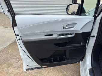 2026 Toyota Sienna XLE 8-Passenger 120.5" WB - miniatura 46