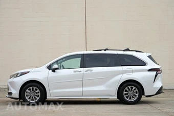 2026 Toyota Sienna XLE 8-Passenger 120.5" WB - miniatura 7