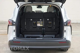 2026 Toyota Sienna XLE 8-Passenger 120.5" WB - miniatura 8