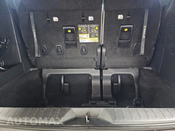 2026 Toyota Sienna XLE 8-Passenger 120.5" WB - miniatura 17