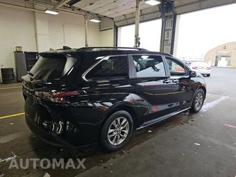 2026 Toyota Sienna XLE 8-Passenger 120.5" WB - miniatura 4