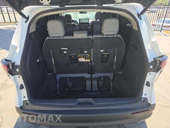 2026 Toyota Sienna XLE 8-Passenger 120.5" WB - miniatura 15