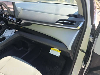 2026 Toyota Sienna XLE 8-Passenger 120.5" WB - miniatura 20