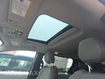 2026 Toyota Sienna XLE 8-Passenger 120.5" WB - miniatura 17