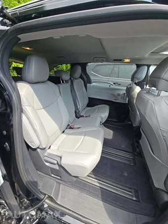 2026 Toyota Sienna XLE 8-Passenger 120.5" WB - miniatura 17