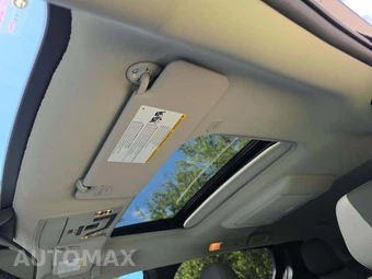 2026 Toyota Sienna XLE 8-Passenger 120.5" WB - miniatura 8