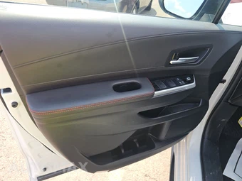 2026 Toyota Sienna XSE 7-Passenger 120.5" WB - miniatura 9
