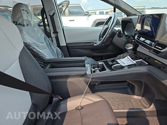 2026 Toyota Sienna XSE 7-Passenger 120.5" WB - miniatura 14