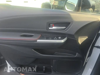 2026 Toyota Sienna XSE 7-Passenger 120.5" WB - miniatura 15
