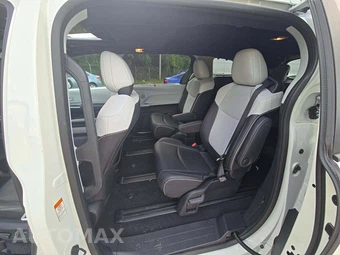 2026 Toyota Sienna XSE 7-Passenger 120.5" WB - miniatura 10