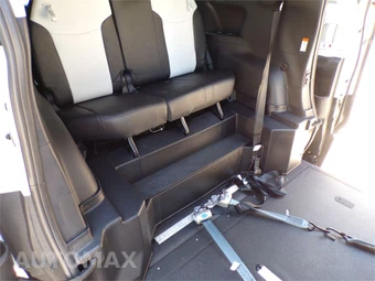 2026 Toyota Sienna XSE 7-Passenger 120.5" WB - miniatura 18