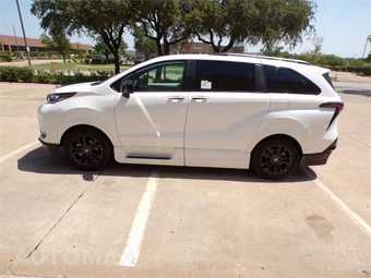 2026 Toyota Sienna XSE 7-Passenger 120.5" WB - miniatura 5