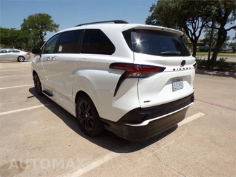 2026 Toyota Sienna XSE 7-Passenger 120.5" WB - miniatura 6