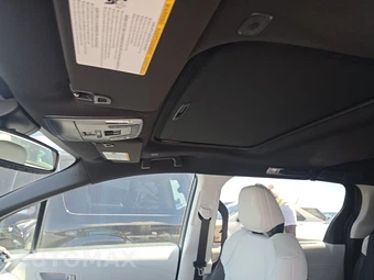 2026 Toyota Sienna XSE 7-Passenger 120.5" WB - miniatura 18