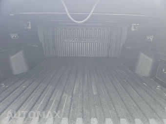 2026 Toyota Tacoma i-FORCE MAX Limited Crew Cab Medium Bed - miniatura 17
