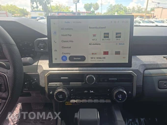 2026 Toyota Tacoma i-FORCE MAX Trailhunter Crew Cab Long Bed - miniatura 10