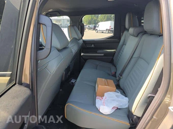 2026 Toyota Tacoma i-FORCE MAX Trailhunter Crew Cab Medium Bed - miniatura 10