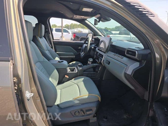 2026 Toyota Tacoma i-FORCE MAX Trailhunter Crew Cab Medium Bed - miniatura 15