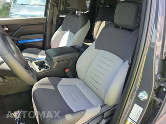 2026 Toyota Tacoma i-FORCE MAX TRD Off Road Crew Cab Medium Bed - miniatura 3