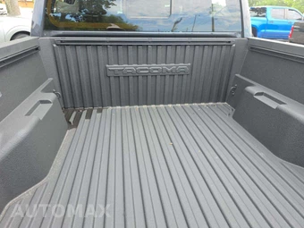 2026 Toyota Tacoma i-FORCE MAX TRD Off Road Crew Cab Medium Bed - miniatura 14
