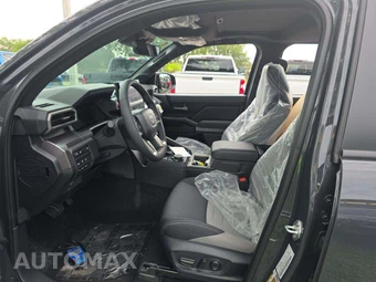 2026 Toyota Tacoma i-FORCE MAX TRD Off Road Crew Cab Medium Bed - miniatura 6