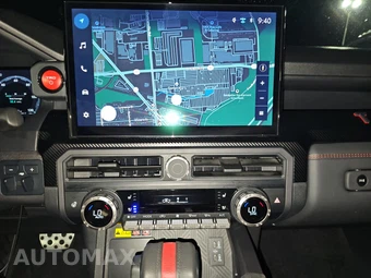 2026 Toyota Tacoma i-FORCE MAX TRD Pro Crew Cab Medium Bed - miniatura 17