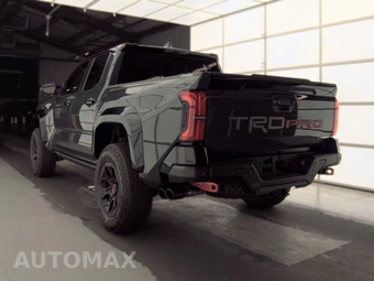 2026 Toyota Tacoma i-FORCE MAX TRD Pro Crew Cab Medium Bed - miniatura 6