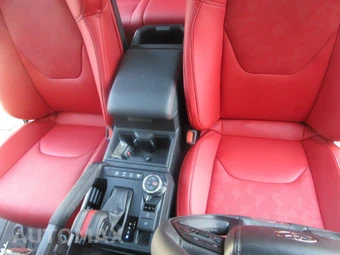 2026 Toyota Tacoma i-FORCE MAX TRD Pro Crew Cab Medium Bed - miniatura 15