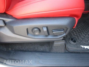 2026 Toyota Tacoma i-FORCE MAX TRD Pro Crew Cab Medium Bed - miniatura 25