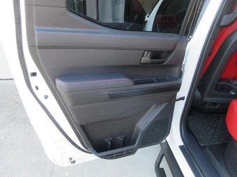 2026 Toyota Tacoma i-FORCE MAX TRD Pro Crew Cab Medium Bed - miniatura 37