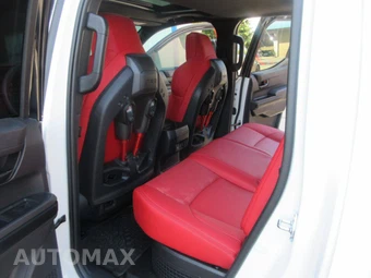 2026 Toyota Tacoma i-FORCE MAX TRD Pro Crew Cab Medium Bed - miniatura 38