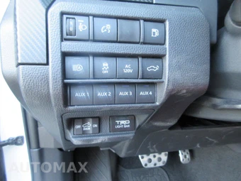 2026 Toyota Tacoma i-FORCE MAX TRD Pro Crew Cab Medium Bed - miniatura 56