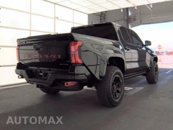 2026 Toyota Tacoma i-FORCE MAX TRD Pro Crew Cab Medium Bed - miniatura 4