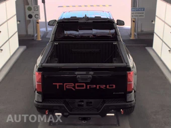 2026 Toyota Tacoma i-FORCE MAX TRD Pro Crew Cab Medium Bed - miniatura 5