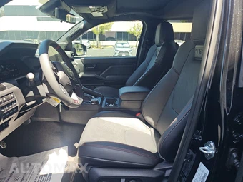 2026 Toyota Tacoma i-FORCE MAX TRD Pro Crew Cab Medium Bed - miniatura 7