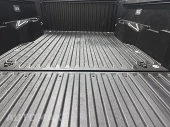 2026 Toyota Tacoma SR Crew Cab Medium Bed - miniatura 16