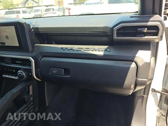 2026 Toyota Tacoma SR Regular Cab Long Bed - miniatura 16
