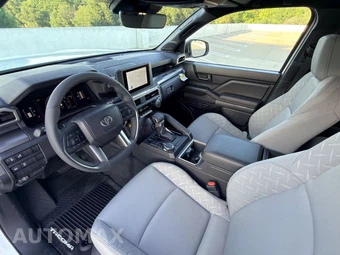 2026 Toyota Tacoma SR5 Crew Cab Long Bed - miniatura 16