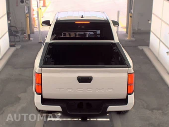 2026 Toyota Tacoma SR5 Crew Cab Medium Bed - miniatura 6