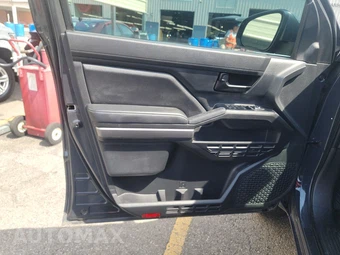 2026 Toyota Tacoma SR5 Crew Cab Medium Bed - miniatura 9