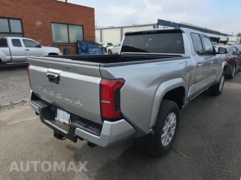 2026 Toyota Tacoma SR5 Crew Cab Medium Bed - miniatura 4