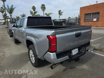 2026 Toyota Tacoma SR5 Crew Cab Medium Bed - miniatura 6